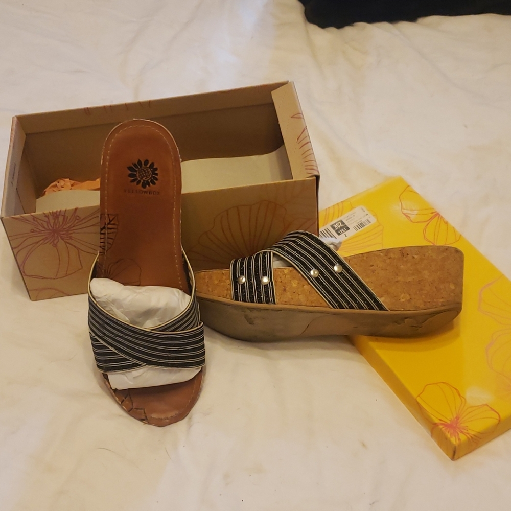 Wedge sandals